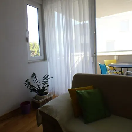 아파트 Sunny Lux 마카르스카